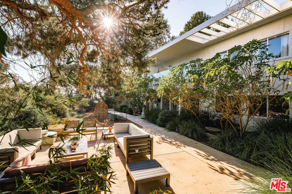 6467 Sycamore Meadows Drive Malibu, CA 90265