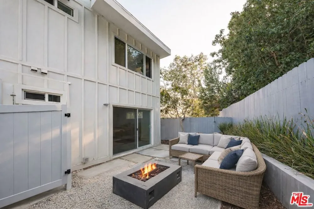 6467 Sycamore Meadows Drive Malibu, CA 90265