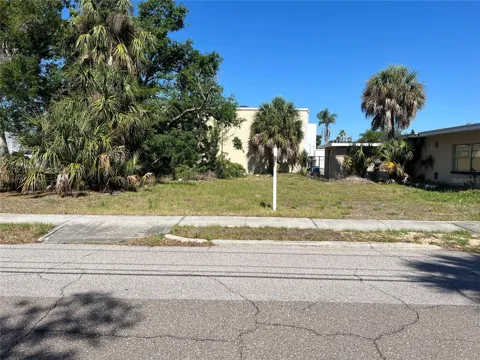1104 GARDEN STREET