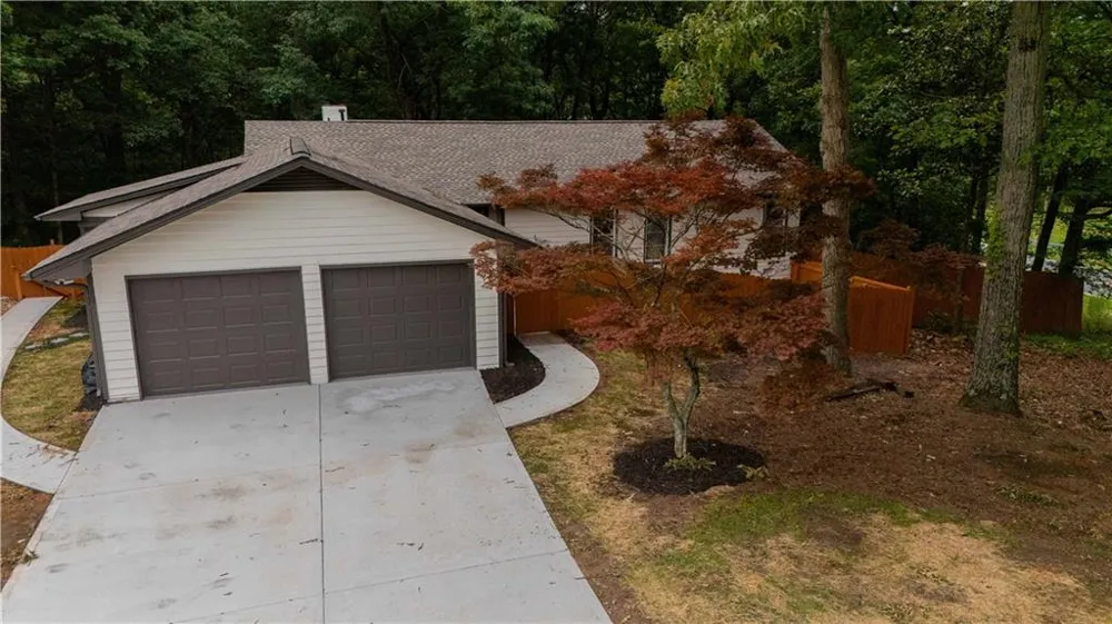 2154 Pond Road