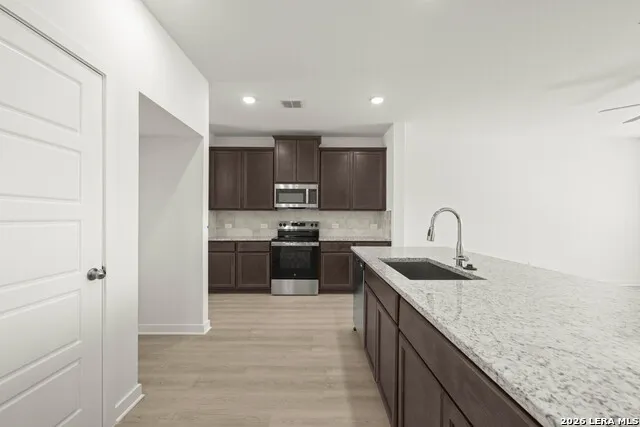 432 Honeydew Way Seguin, TX 78155