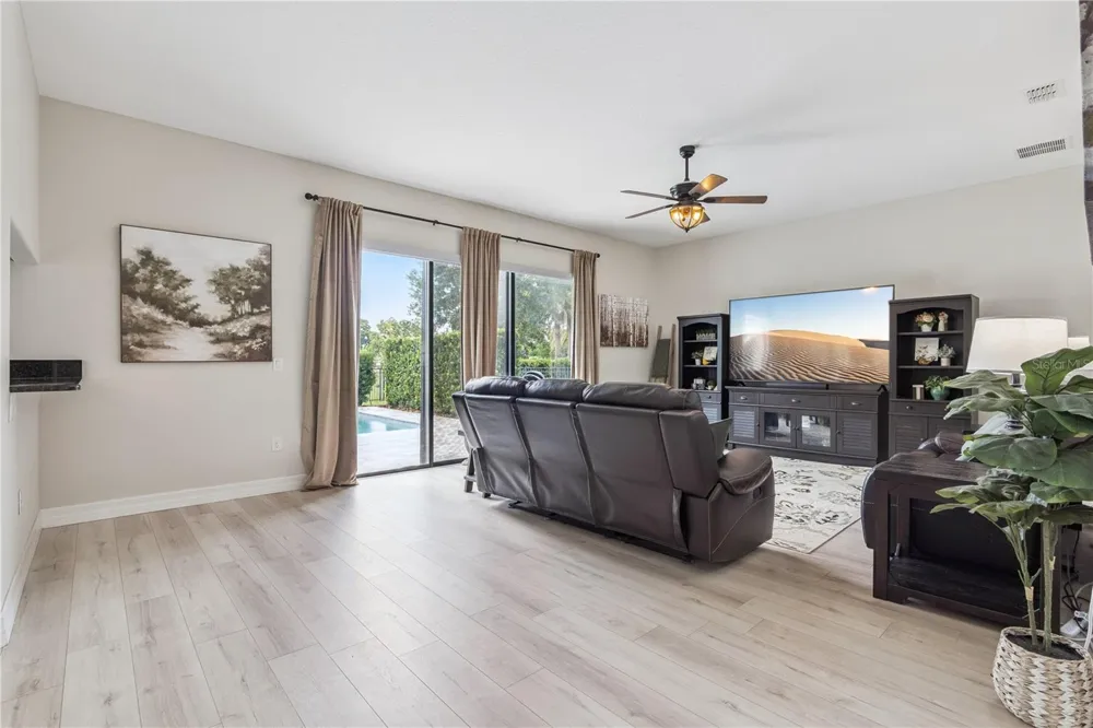 32628 VIEW HAVEN LANE Sorrento, FL 32776