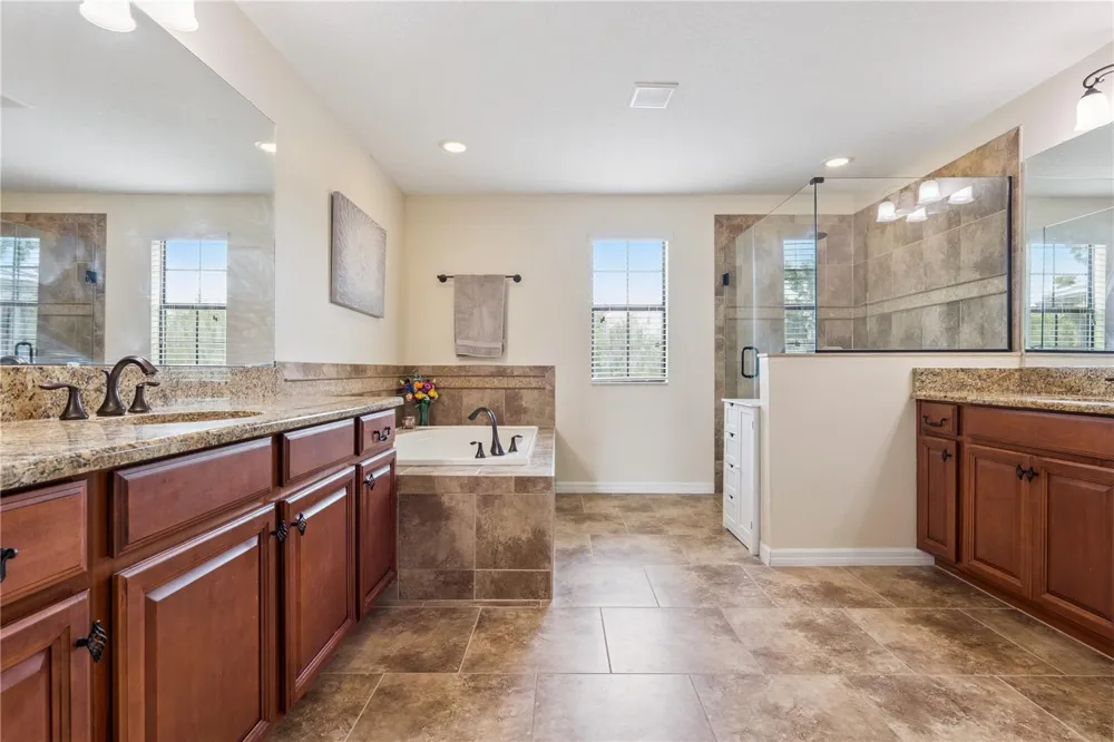 32628 VIEW HAVEN LANE Sorrento, FL 32776