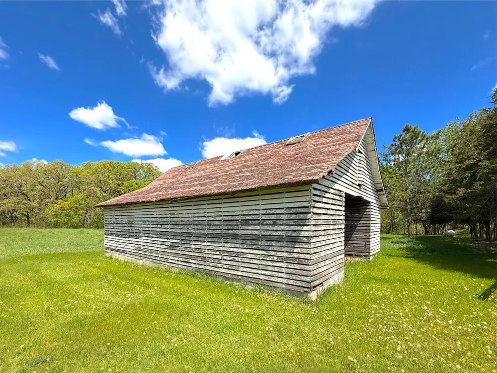 21044 County Road 75 Clearwater, MN 55320