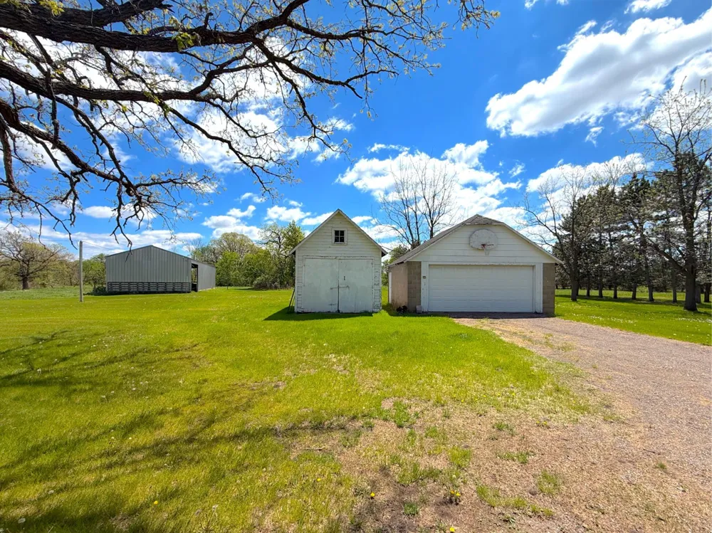 21044 County Road 75 Clearwater, MN 55320