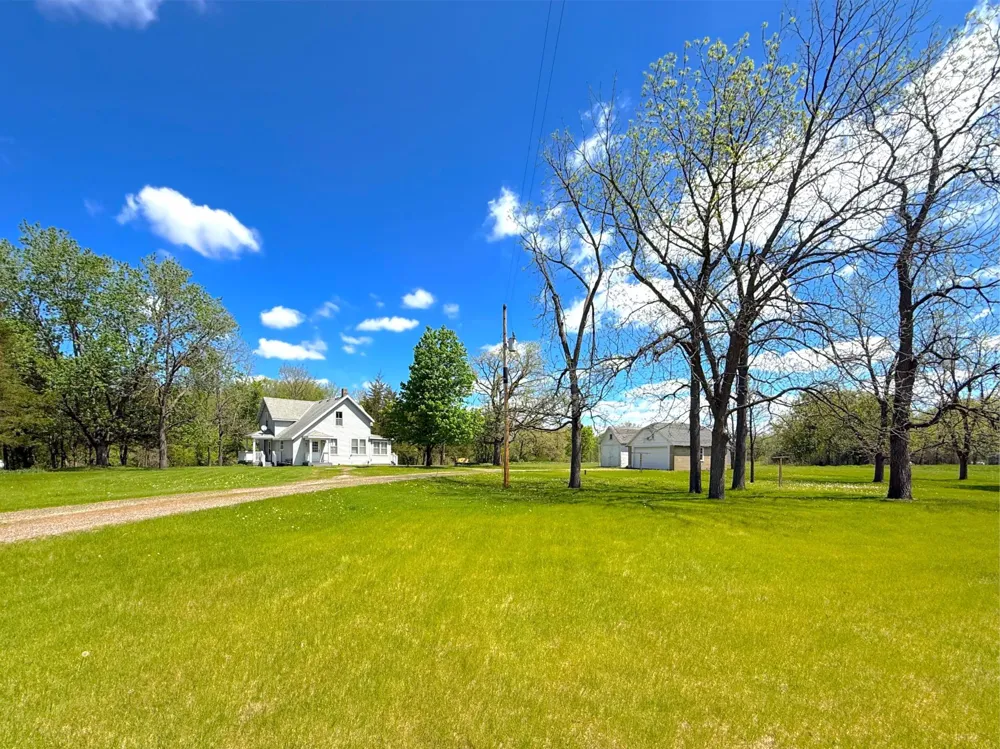 21044 County Road 75 Clearwater, MN 55320