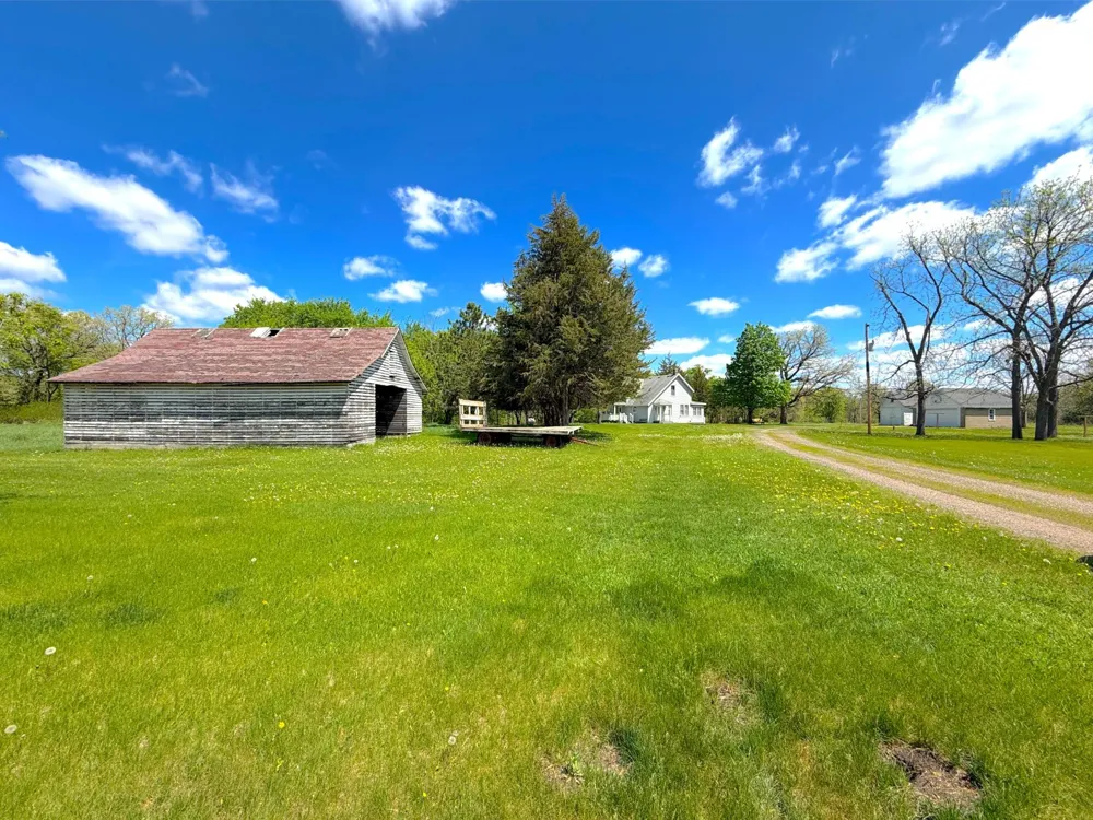 21044 County Road 75 Clearwater, MN 55320
