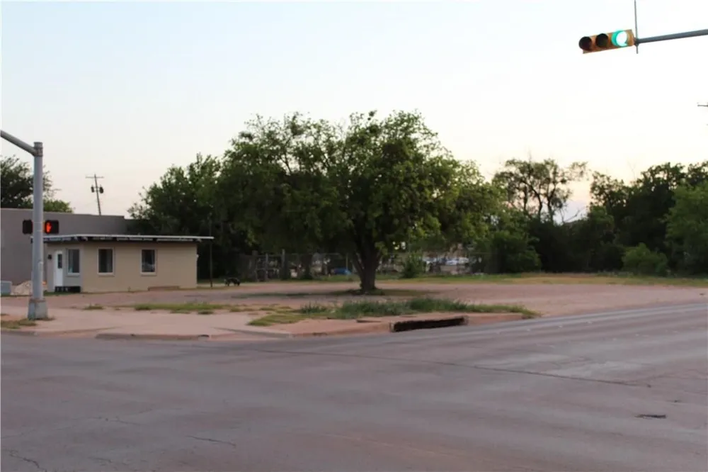 942 Pine Street Abilene, TX 79601