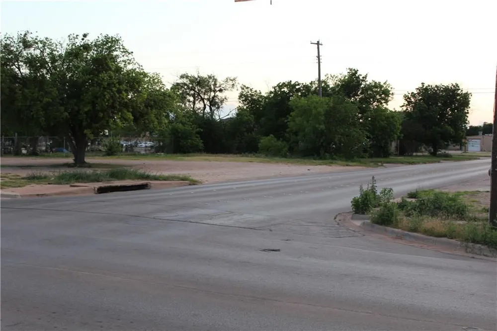 942 Pine Street Abilene, TX 79601