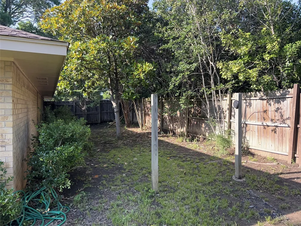 141 Palmer Circle Lancaster, TX 75146