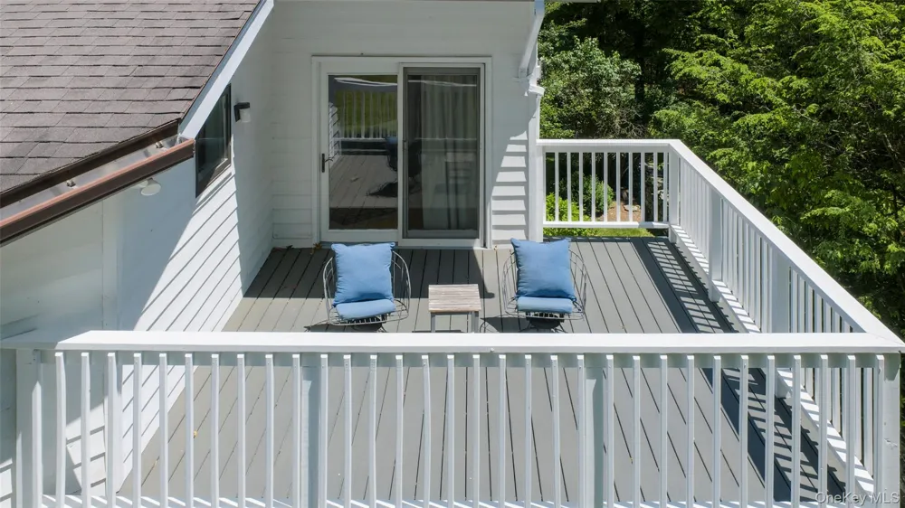 19 Blues Quarry Woodstock, NY 12498