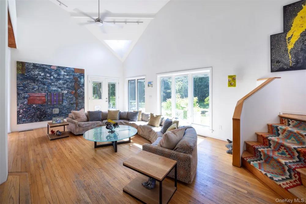 19 Blues Quarry Woodstock, NY 12498