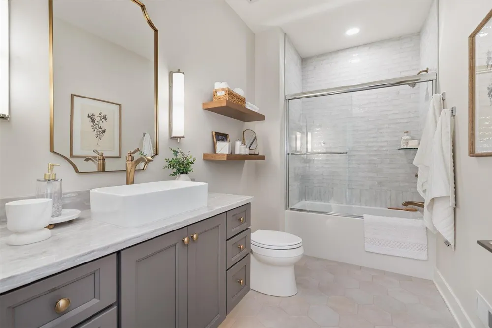 4688 Knapp Bluff Drive NE Grand Rapids, MI 49525
