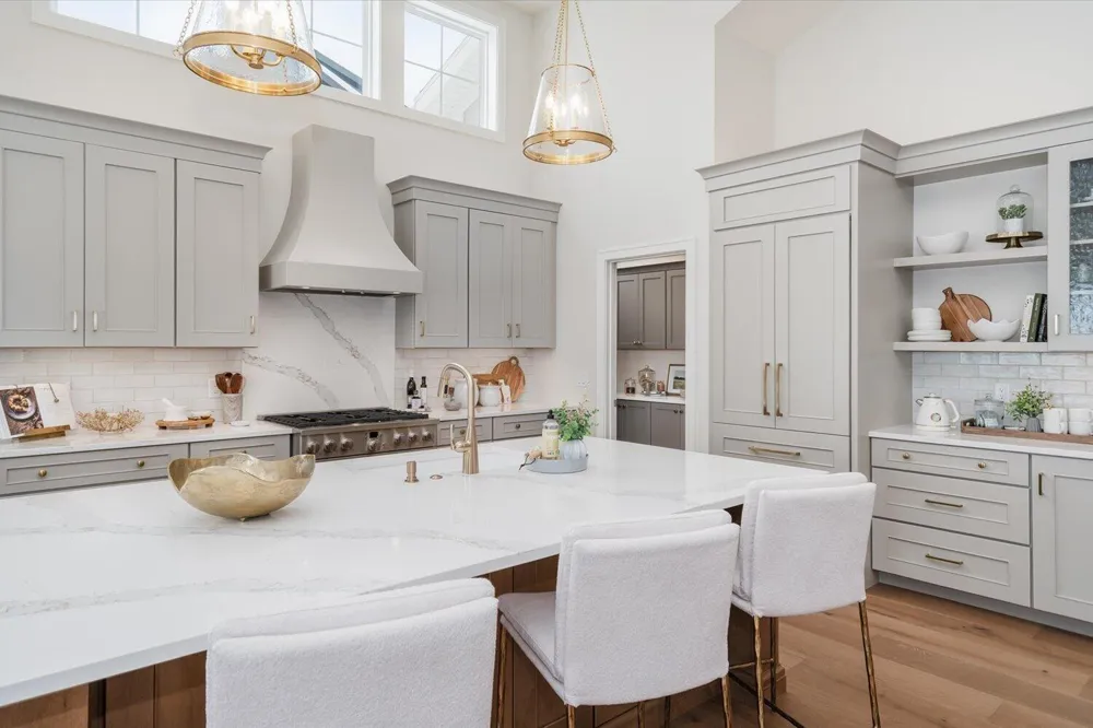 4688 Knapp Bluff Drive NE Grand Rapids, MI 49525
