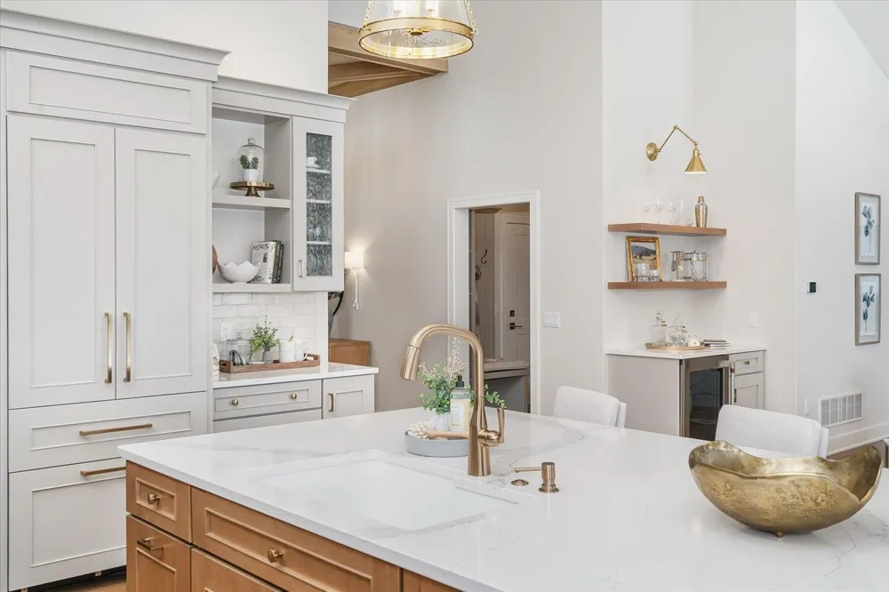 4688 Knapp Bluff Drive NE Grand Rapids, MI 49525