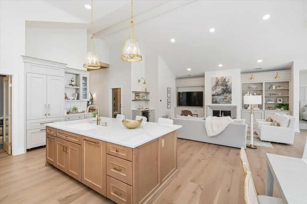 4688 Knapp Bluff Drive NE Grand Rapids, MI 49525