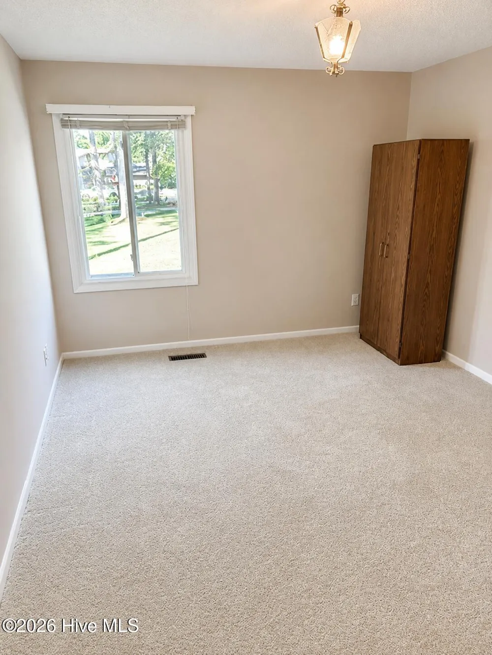 4501 W Fairway Drive Trent Woods, NC 28562