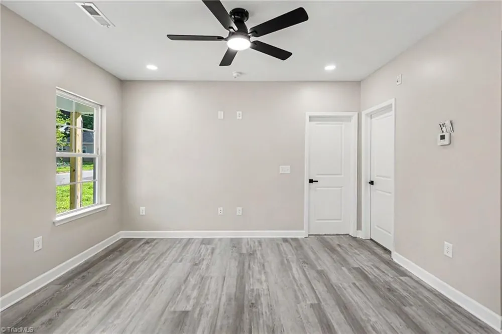 1436 Delaware Avenue Eden, NC 27288