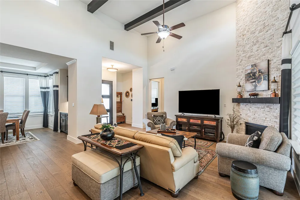101 Belforte Boulevard Horseshoe Bay, TX 78657