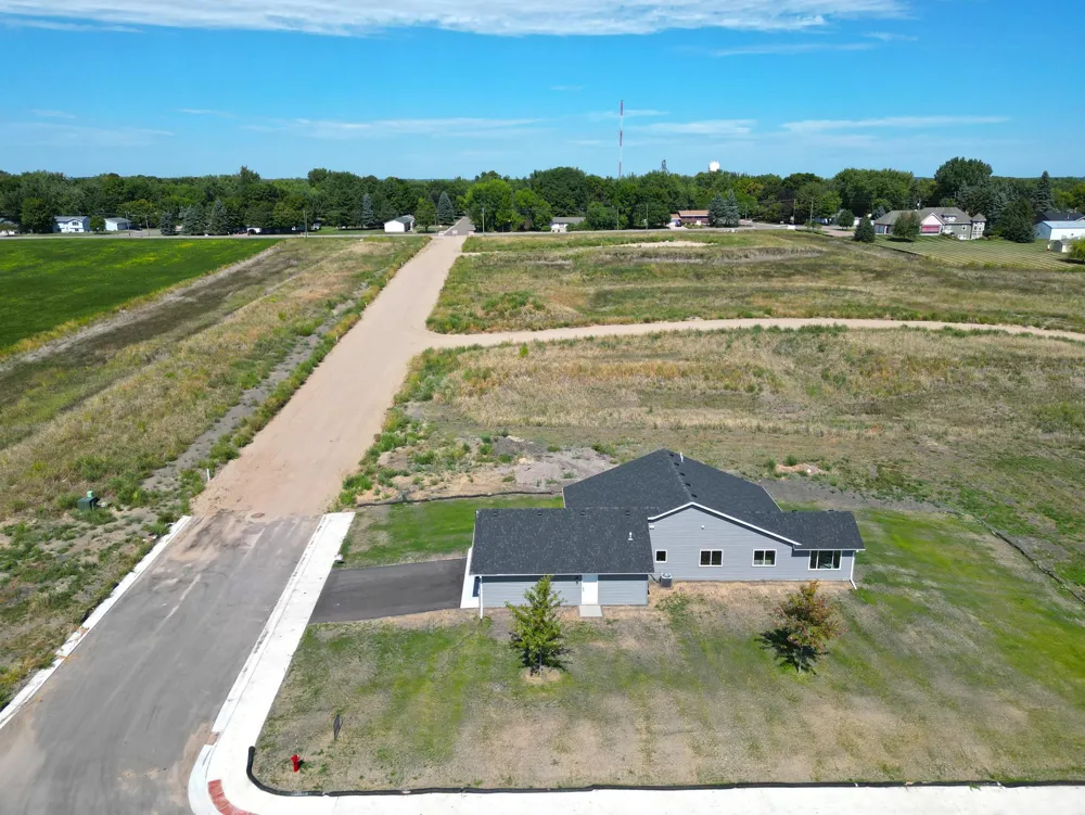 460 Ramey Road Maple Lake, MN 55358