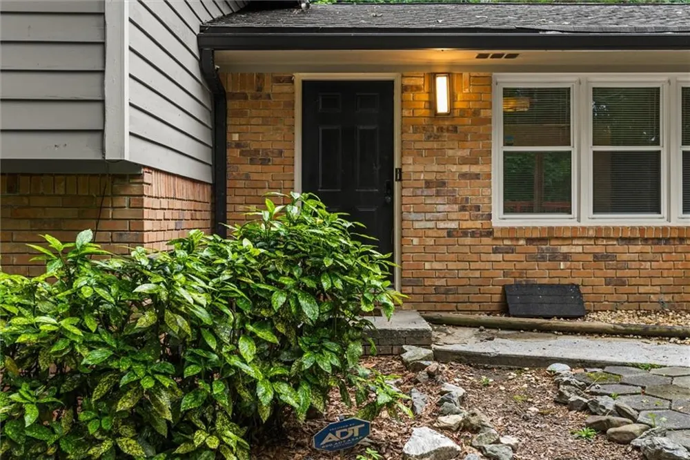 3438 Casa Woods Lane Clarkston, GA 30021