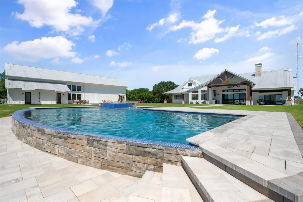 121 Elm Kerens, TX 75144