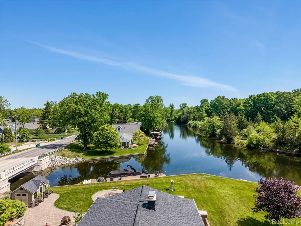 8950 Riverview Dexter Township, MI 48169
