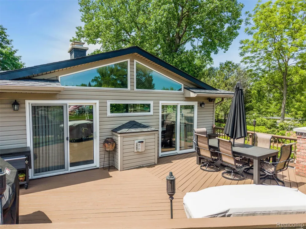 8950 Riverview Dexter Township, MI 48169