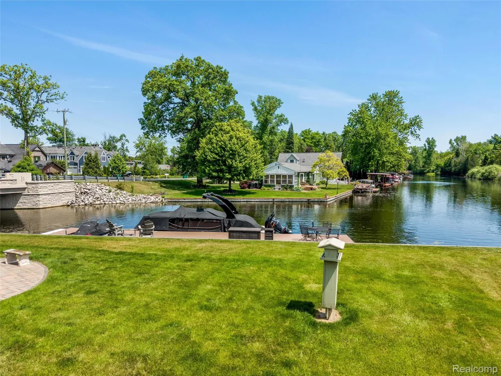 8950 Riverview Dexter Township, MI 48169