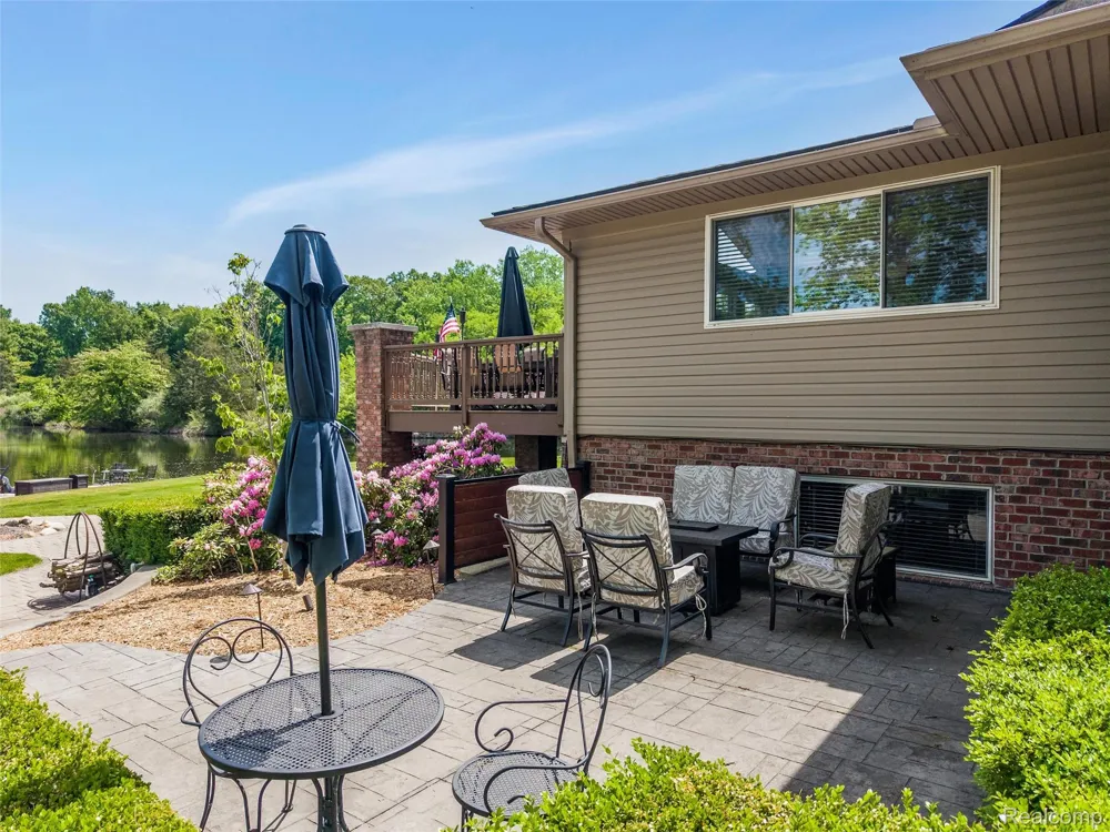 8950 Riverview Dexter Township, MI 48169