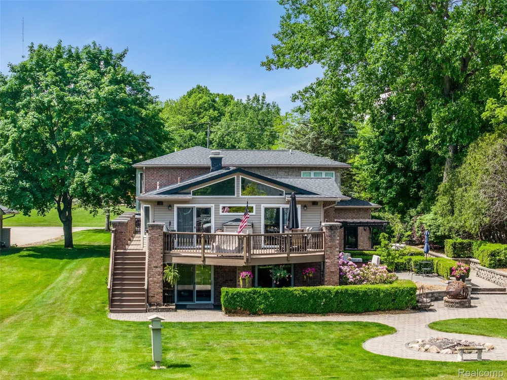8950 Riverview Dexter Township, MI 48169