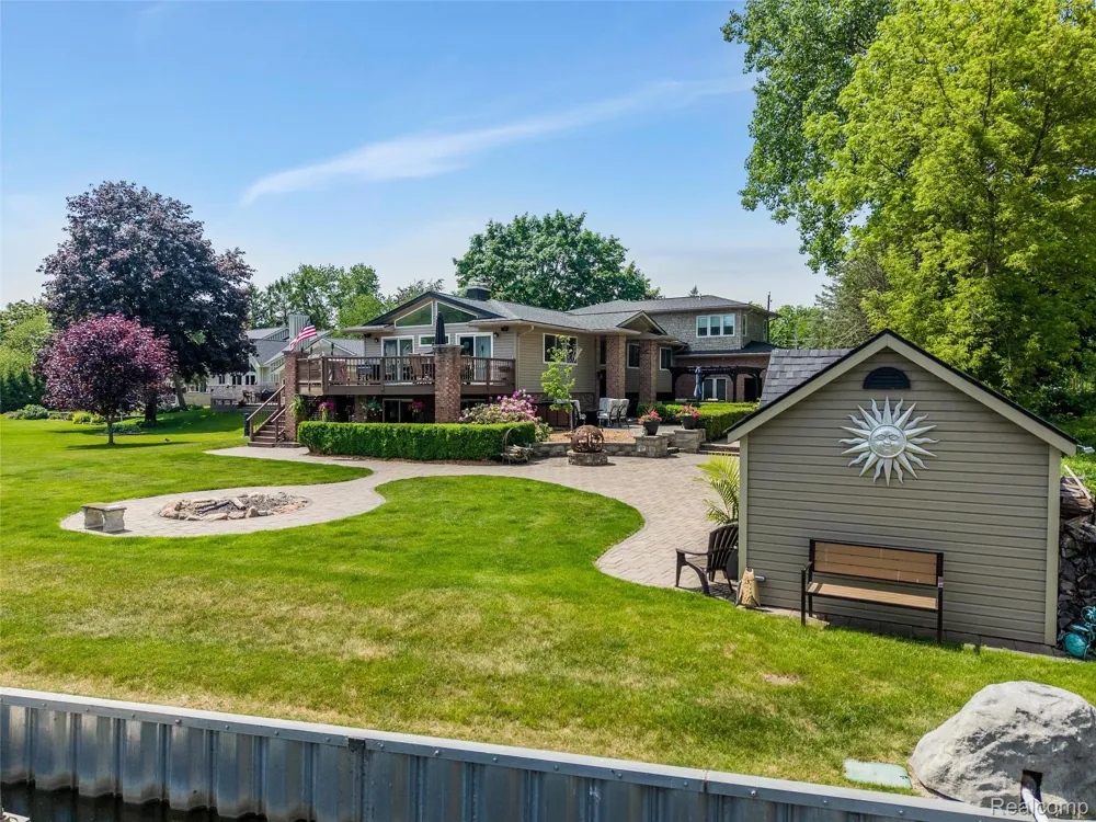 8950 Riverview Dexter Township, MI 48169