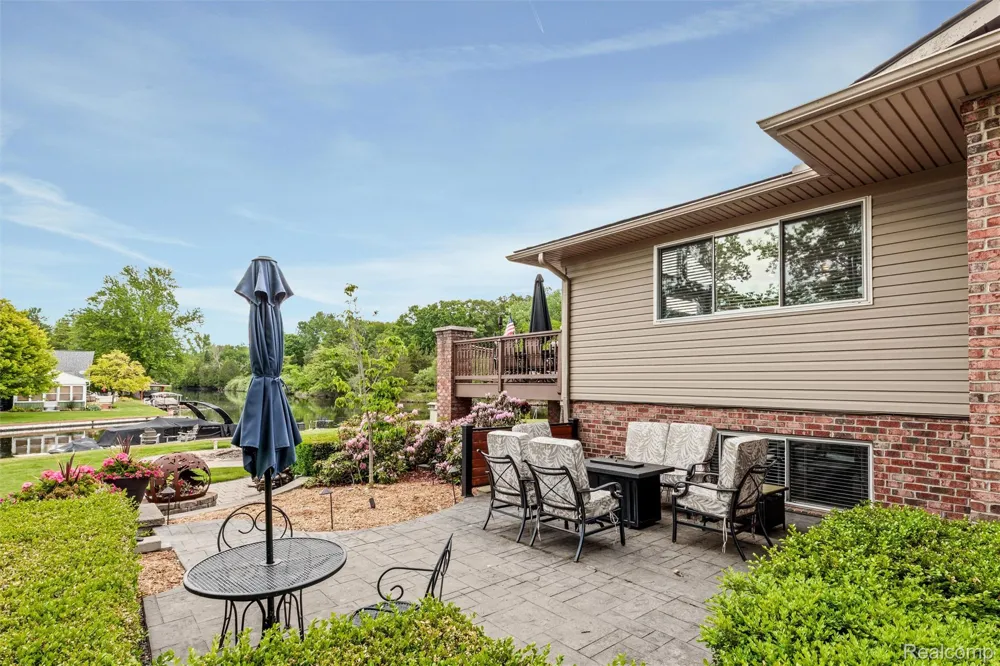 8950 Riverview Dexter Township, MI 48169