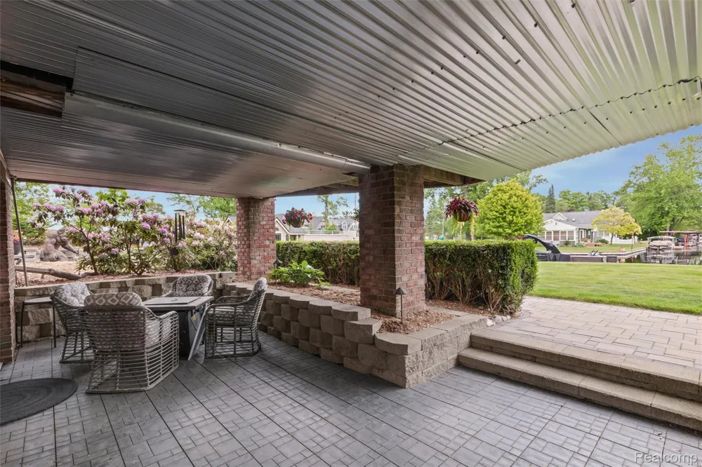 8950 Riverview Dexter Township, MI 48169