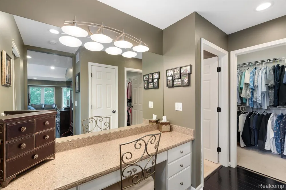 8950 Riverview Dexter Township, MI 48169