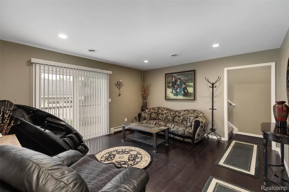 8950 Riverview Dexter Township, MI 48169