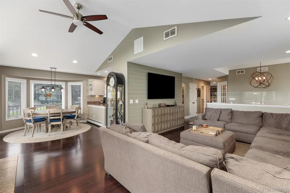 8950 Riverview Dexter Township, MI 48169
