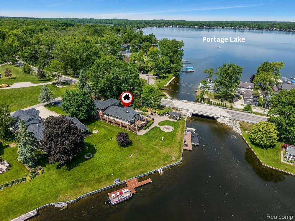 8950 Riverview Dexter Township, MI 48169