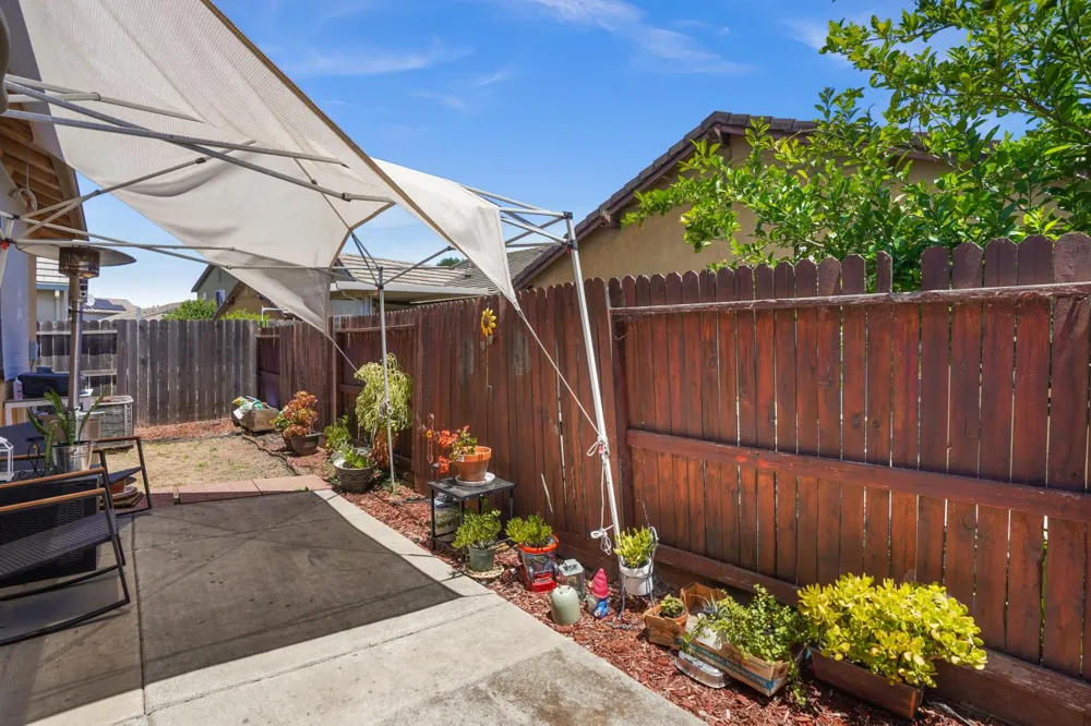 7545 Sun Willow Lane Sacramento, CA 95823