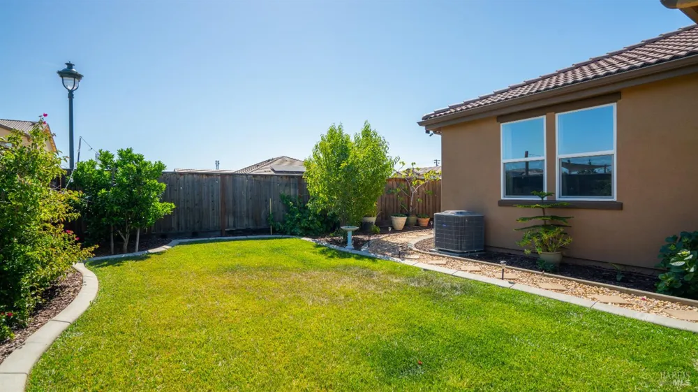 805 Broadfork Circle Vacaville, CA 95687