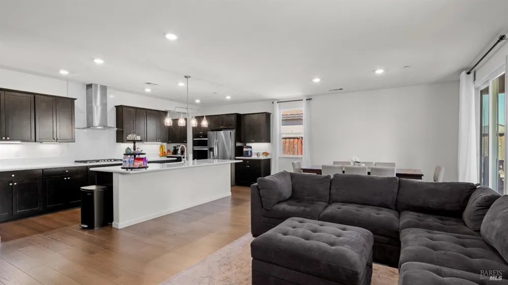 805 Broadfork Circle Vacaville, CA 95687
