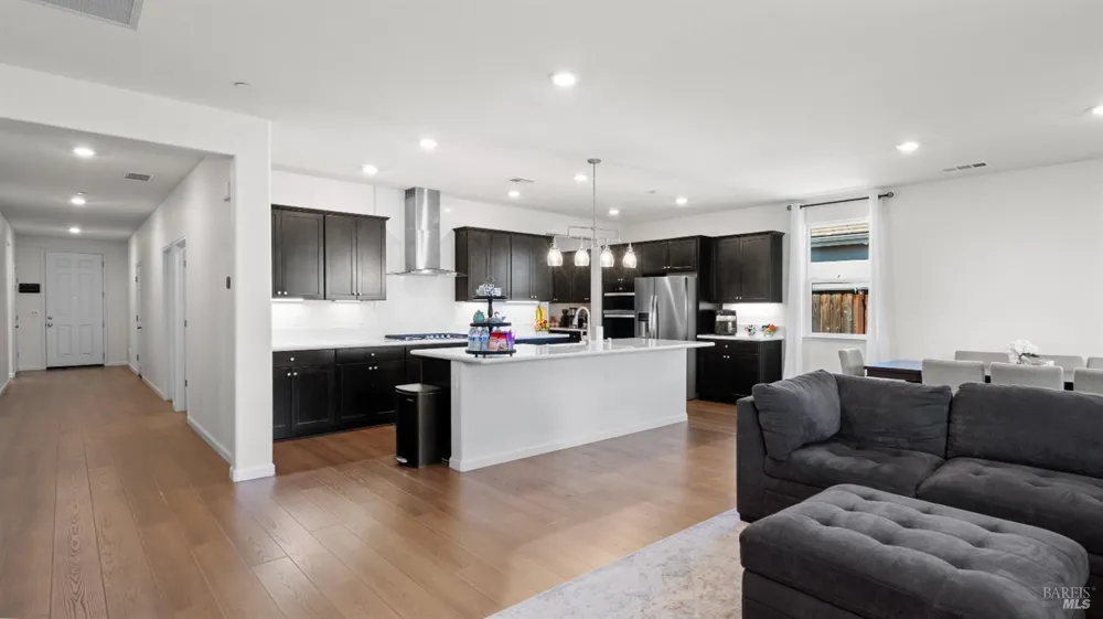 805 Broadfork Circle Vacaville, CA 95687