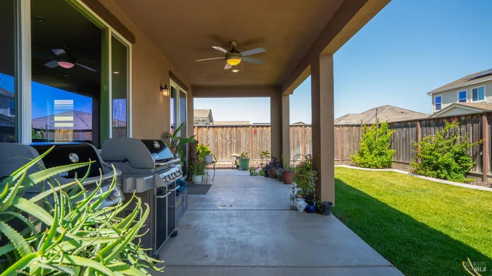 805 Broadfork Circle Vacaville, CA 95687