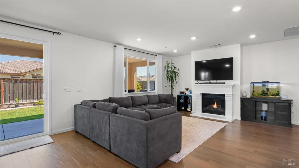 805 Broadfork Circle Vacaville, CA 95687