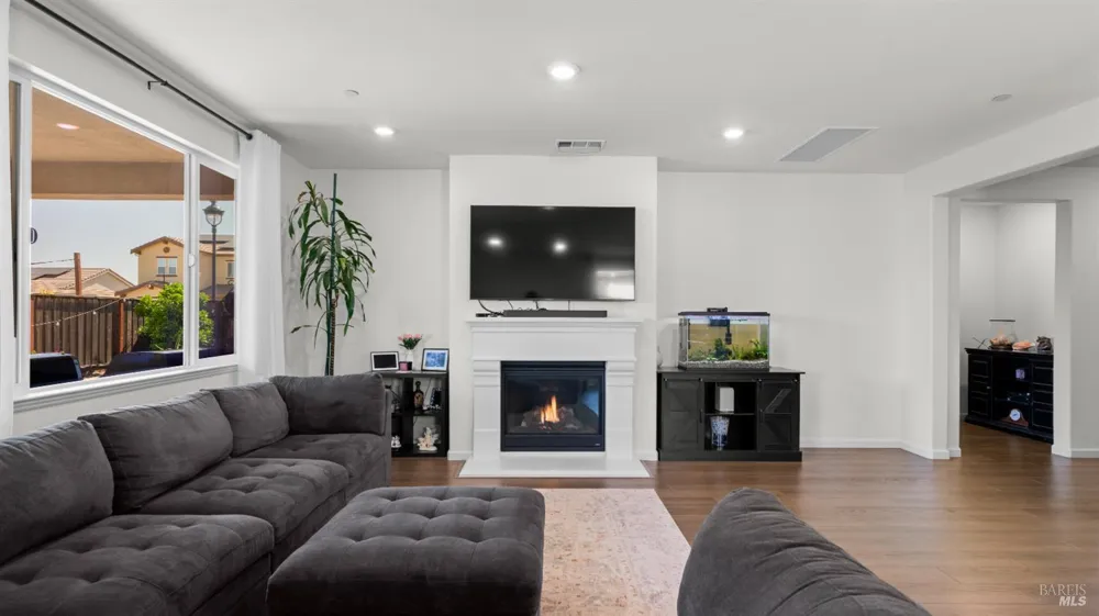805 Broadfork Circle Vacaville, CA 95687