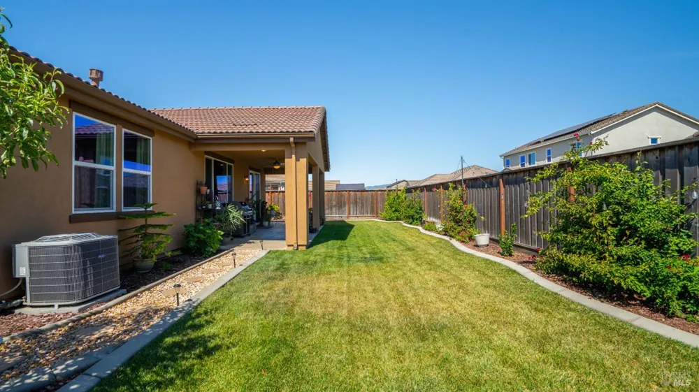 805 Broadfork Circle Vacaville, CA 95687