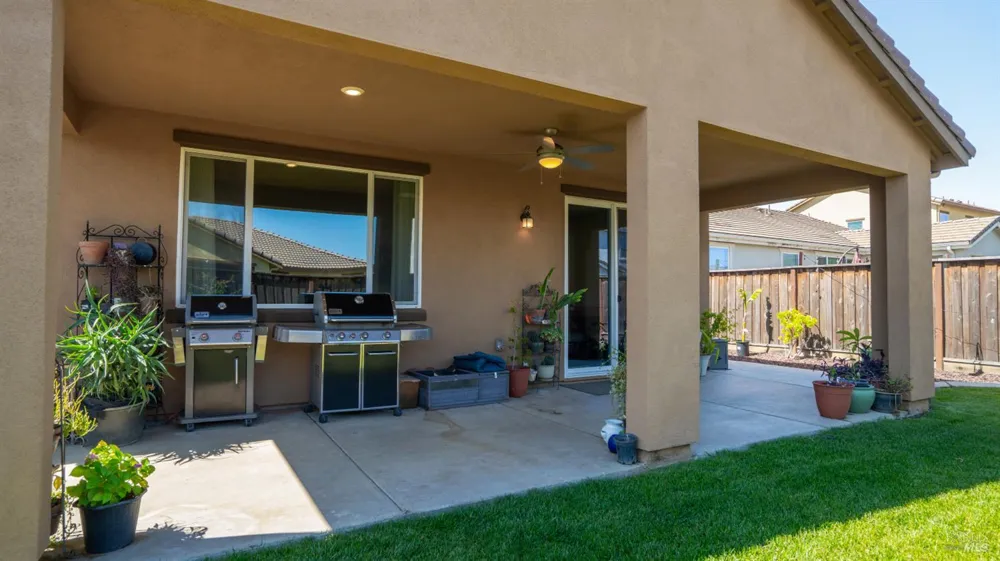 805 Broadfork Circle Vacaville, CA 95687
