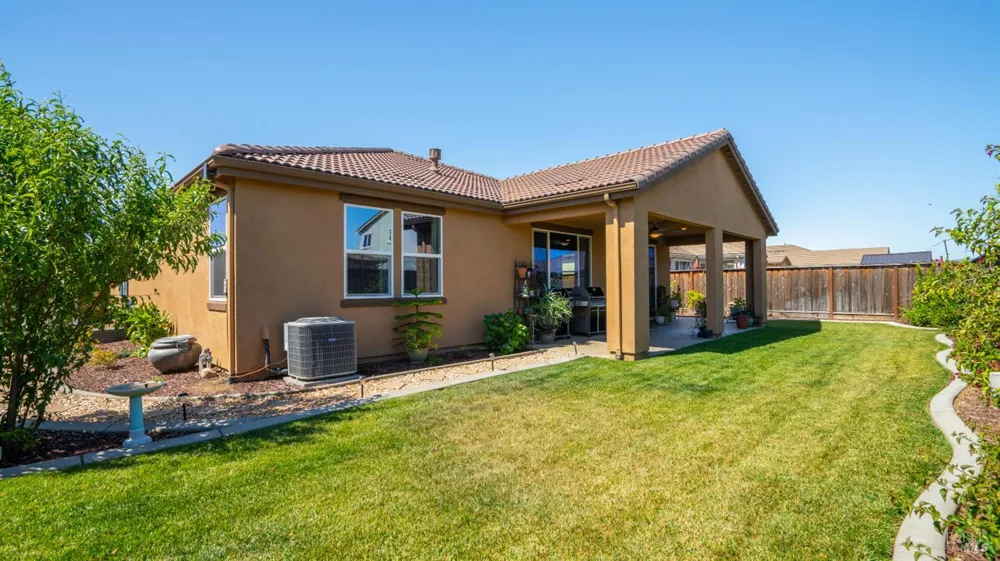 805 Broadfork Circle Vacaville, CA 95687