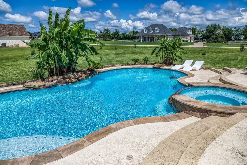 586 Ruby Drive Bellville, TX 77418
