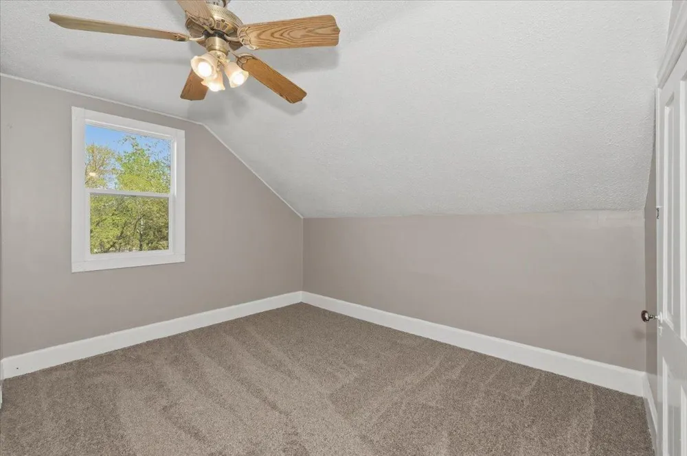 5319 E 3rd Street Superior, WI 54880